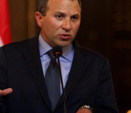 ” لا العقوبات اخافتني ولا الوعود اغرتني ولا انقذ نفسي ليهلك لبنان”