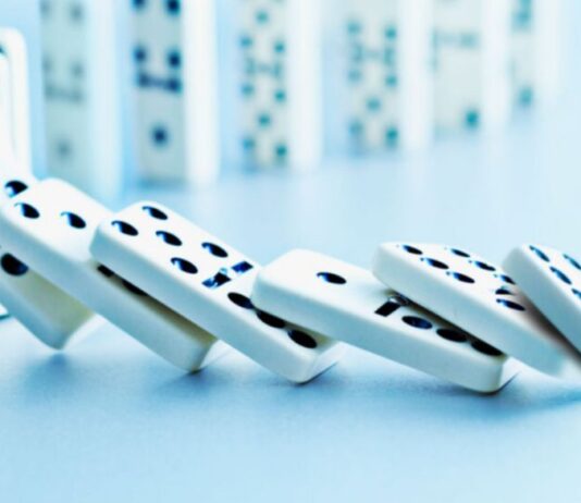 هل ستسقط تحقيقات القضاء الأوروبي أحجار الدّومينو؟