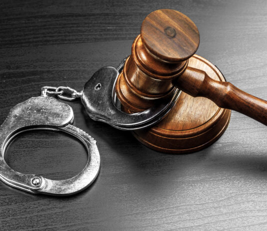 يوم قضائي بإمتياز بين غسان عويدات وطارق البيطار… الموقوفون ظلماً إلى الحرّية، ومتى ستكشف حقيقة إنفجار مرفأ بيروت؟