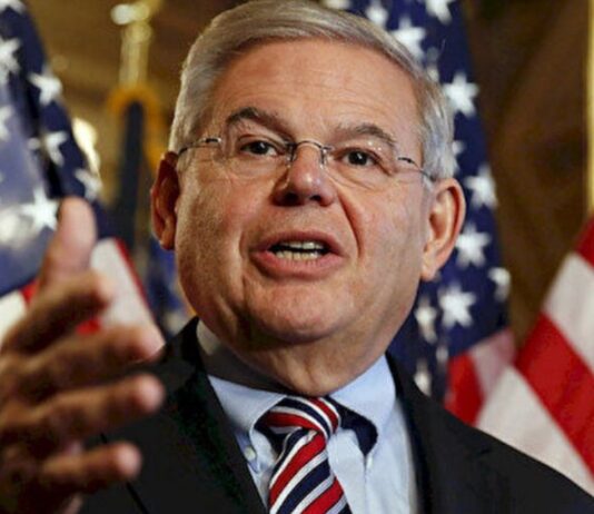 سقط السيناتور الأميركي وزوجته في الفخ الذي نصبه لباسيل